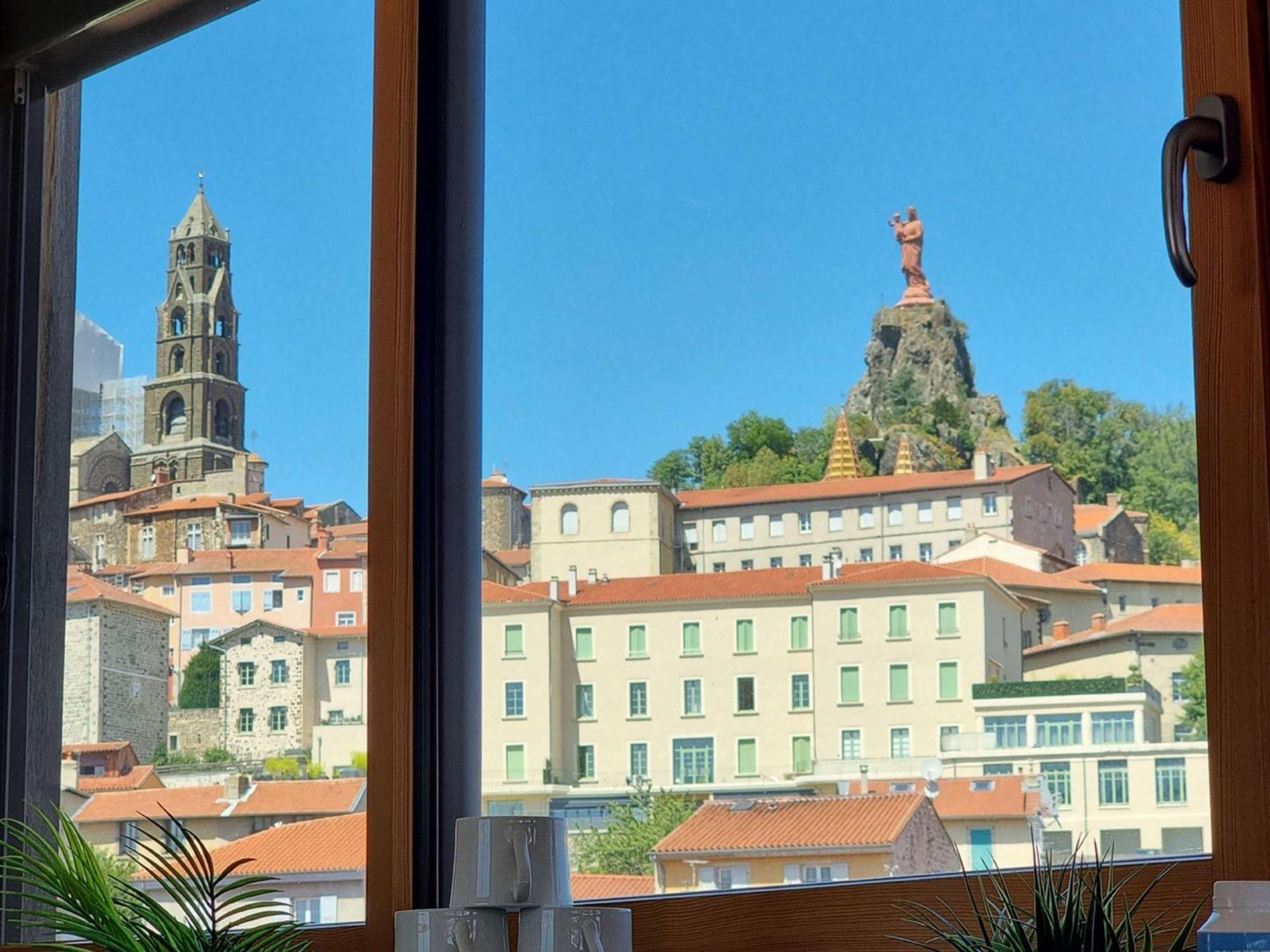 Ibis Styles Le Puy En Velay Hotell Eksteriør bilde
