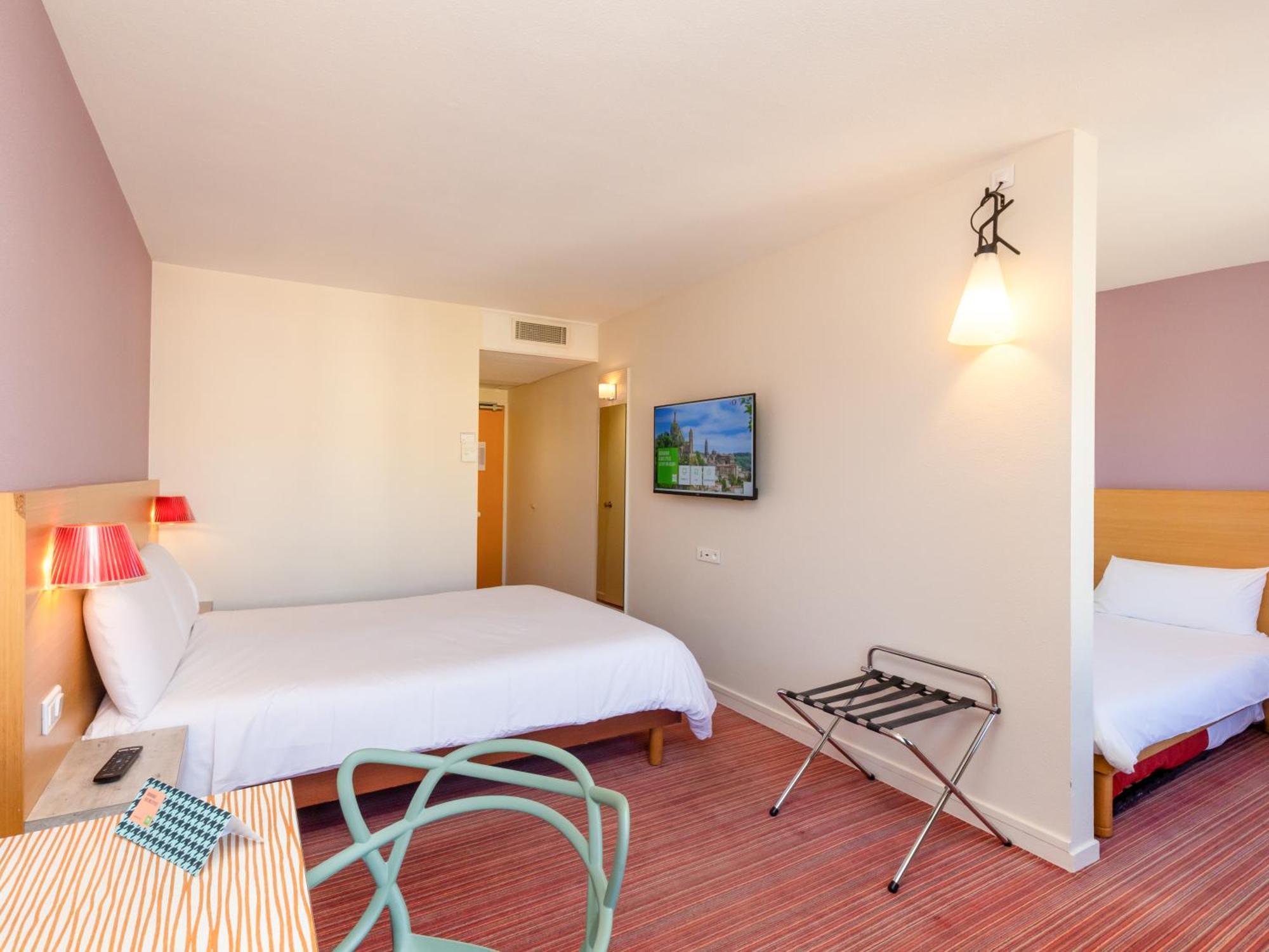 Ibis Styles Le Puy En Velay Hotell Eksteriør bilde