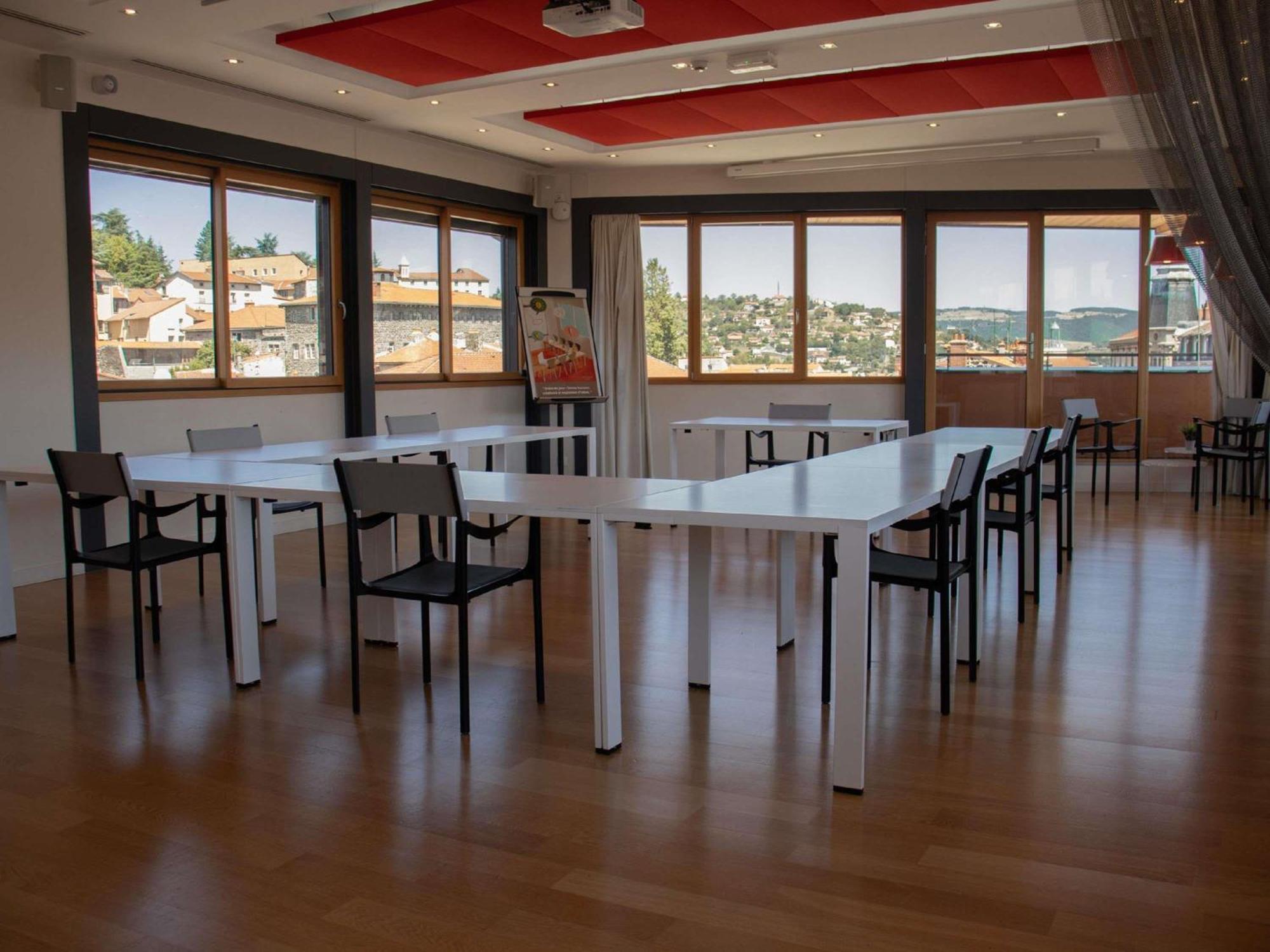 Ibis Styles Le Puy En Velay Hotell Eksteriør bilde